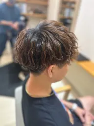【メンズ限定 】カット+ツイストスパイラルパーマ【3cm以上切れる方】