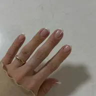 オフ込み フレンチネイル💕 (ベースカラー+¥1000)