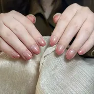 ジェルネイルのグラデーションデザイン