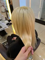 ミニモ限定【カット+ケアブリーチ※抜きっぱなしのみ】