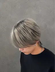 【✨土日祝限定✨】2ブリーチ➕オンカラー➕ローライト➕トリートメント🫧