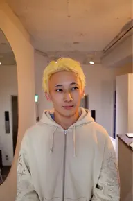 カット+ブリーチ+カラー 【ダメージを最小限に抑えつつ綺麗なカラーに仕上げます】