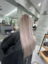 ✨ケアブリーチバレイヤージュカラー+ケアトリートメント