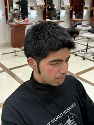 🌟イチオシ🌟✂️メンズ限定カット✂️＋✨️ナチュラル美眉リフト(眉毛流れパーマ＆眉カット)✨️