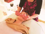 フェイシャルエステ★ クレンジングorモデリングパックをサービス
