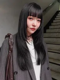 ⭐️U25限定⭐️レイヤーカット💇♀️🩵+トリートメント✂️