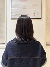 カット(ロングからミディアム)+ストレート