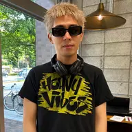 【🉐SUMMER SALE🉐】ケアブリーチ(オンカラー込み)＋ 集中ケア艶トリートメント🫧💆🏼