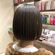 【✨ボブにしたい方✨️】カット➕オージュアトリートメント#切りっぱなし#前下がりボブ#外ハネ