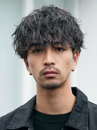 ＜✨️ミニモ限定クーポン✨️＞メンズカット＆ツイストスパイラルパーマ💥