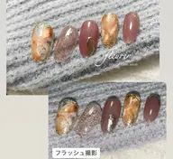 西洋風の ブローチの様【カメオ:オフ別途追加】マグネットマーブル×フラッシュラメ！ 落ち着いた色合わせなのに、華やかです