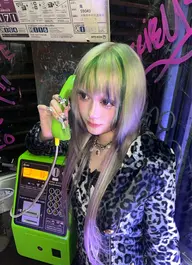 【1番人気☆】✝︎ 顔周りカット➕Wカラー➕エクステ(約70本) ✝︎