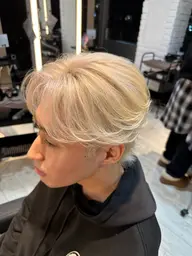 💭ハイトーンカラー💭【2回ブリーチ+オンカラー+カット✂︎】(メンズ限定)