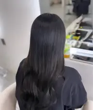 【黒染めしたくない人必見】次も明るくできる暗髪カラー🖤