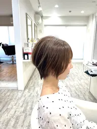 【脱・絶壁で垢抜け✨】くびれショートボブカット+透明感カラー+美髪TR ¥4980