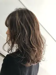 ⭐️アレンジしてもかわいい⭐️カット+ハイライト+オンカラー+Aujuaトリートメント