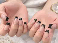 【オフあり】フレンチネイル