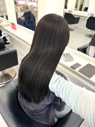 🤍U24 湿気・うねり対策🪽【cut+縮毛矯正or酸性ストレート】