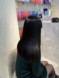 🌧【期間限定】🌧️朝のアイロン卒業✨乾かすだけでまとまる髪へ💎☔️縮毛矯正☔️+トリートメント💎