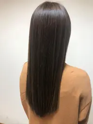 3名限定!人気クーポン🍀似合わせカット+艶カラー⭐️(メンズもOK)