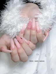 2本アートまたパーツやストーン付け💅