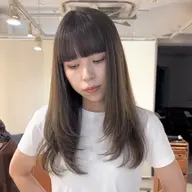 ロングレイヤーカットモデル（胸上まで/3cm以上切らせていただける方）