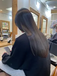 《1番人気🥇》業界最高峰✨️トリミングカット➕ダメージ0カラー➕アルカリ酸熱トリートメント