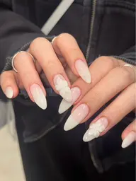 【6/9 19:30〜】🎀オフあり長さ出しワンカラーorラメグラデーション🎀
