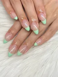 【オフ有り】濃いめカラーフレンチ or カラグラベースカラー追加可