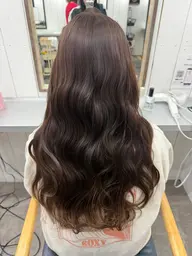 One color + treatment 🖤🎀