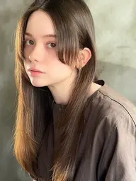 細部までこだわりのヘアカット+指圧マッサージ+コテスタイリング付き。LOAなど厳選されたおすすめのスタイリング剤を使用