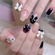 👑ハンド人気NO.2ハンド150分画像持ち込み7500(時間内デザイン、パーツ6本まで)