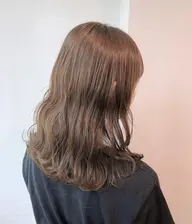 🧸ブリーチなしミルクティーワンカラー🧸➕高補修トリートメント💕➕コテ巻き仕上げ💕