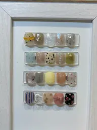 フット 親指アート