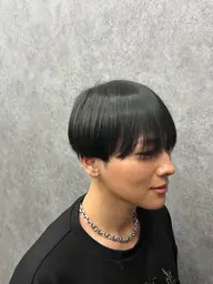 【✨ダメージケア サラツヤ美髪✨】カット＋4stepトリートメント