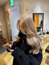 【新規様限定】カット＋ダブルカラー（ケアブリーチ）+トリートメント