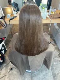 アドミオ/イルミナカラー/SNSで人気の透明感カラー