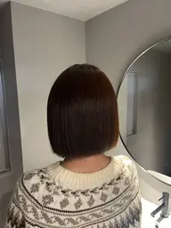 縮毛矯正 ⚠️ブリーチ毛、ハイダメージ毛ではない方でよろしくお願い致します🙇