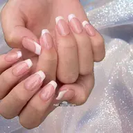 【練習コース】オフ無料🥀スタンダードフレンチ🥀ジェルネイル💎パーツなし(別料金)