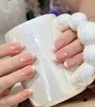 フレンチネイル