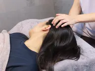 【ヘッド＆小顔70分】《深圧ヘッドストレッチ+小顔マッサージ》通常13200円