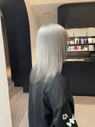 ブリーチ＋カラー＋トリートメント＋シャンプーブロー