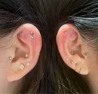 耳つぼジュエリー 12粒まで付け放題✨