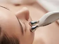 コアビューティー体験💆🏻♀️✨EMSで、お顔の筋肉へアプローチ💪🏻リフトアップ効果抜群🌻