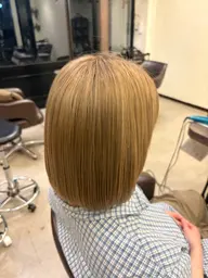 【ブリーチならでは✨️最上級の透明感を】全頭ダブルカラー+カット『残り4人』