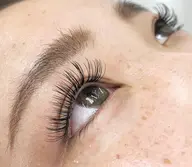 【ご新規様】フラットラッシュ150本まで付け放題（オフ込）