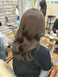 ⚠️8日19:30​〜​のみ‼️カット＋ワンカラー＋ダメージケアトリートメント🧴🫧✨