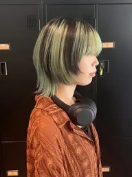 【誰かとかぶらない😍】ケアブリーチ＋デザインカラー＋保湿トリートメント