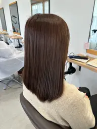 1日3名限定❗️✨「色持ち重視の方に」✨似合わせカット＋イルミナ艶カラー＋1stトリートメント