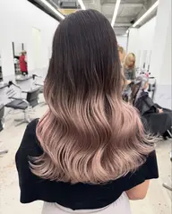 【人気】ハーフグラデーションケアブリーチ1回＋オンカラー